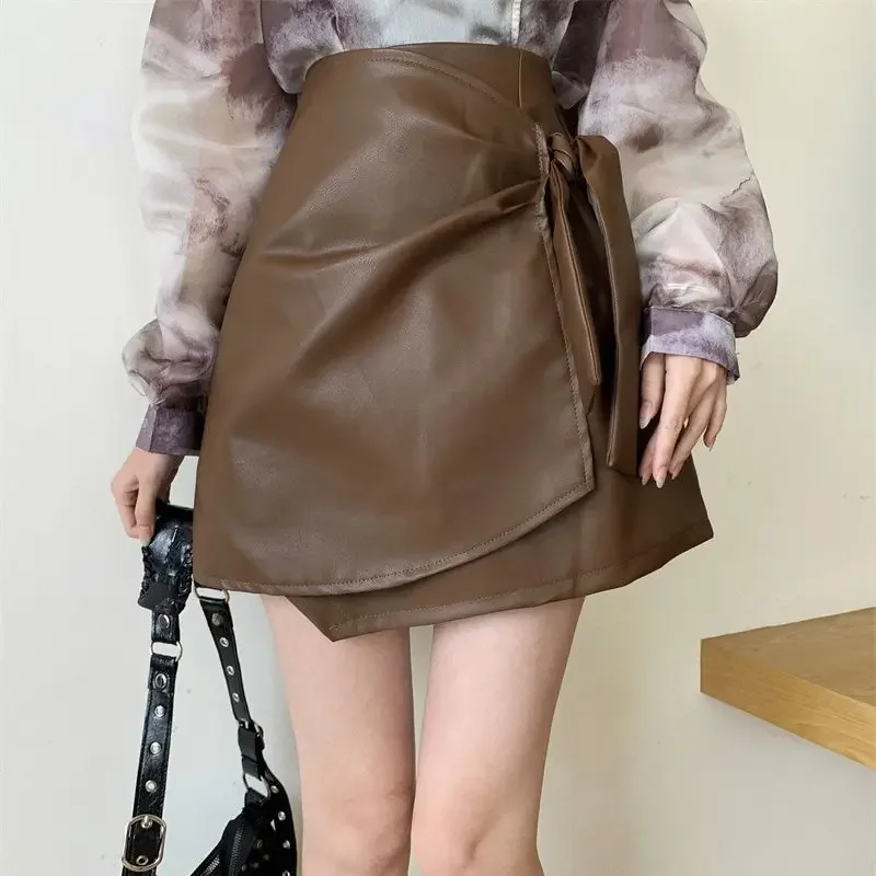 Элегантный женский осенний чернильный костюм с пышными рукавами и воротником