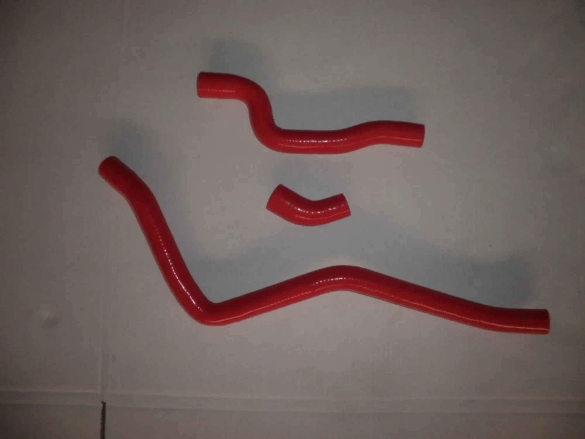 

Красный силиконовый шланг радиатора для Yamaha Raptor 2001-2005 YFM660 660 2001 2002 2003 2004 2005