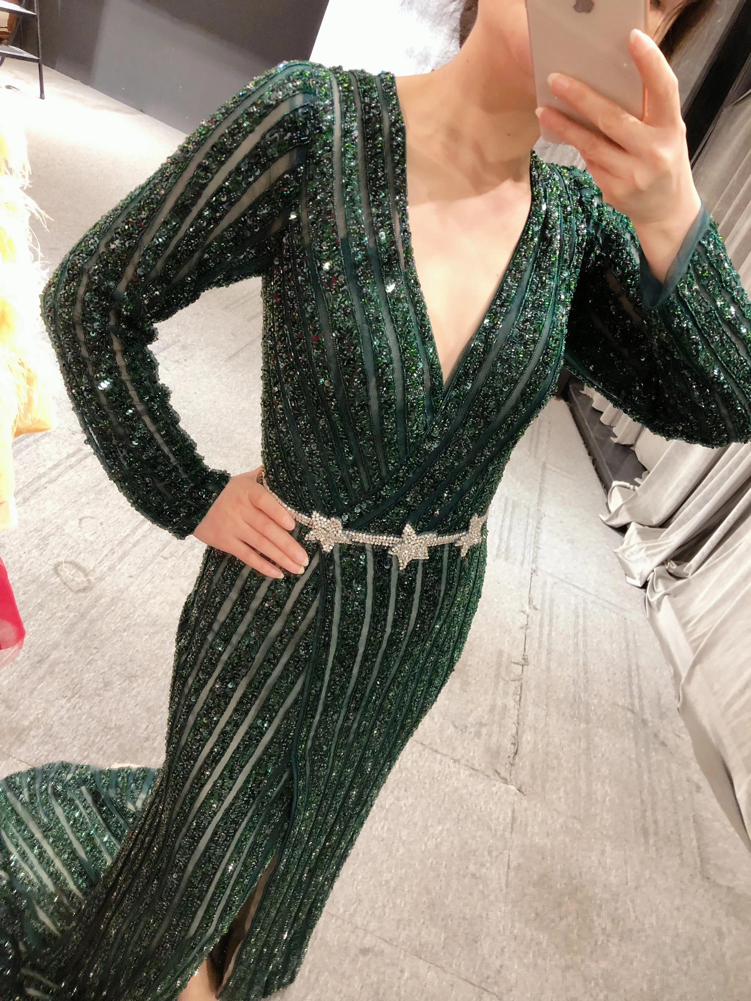 Рисунок 2 - Женское вечернее платье до пола