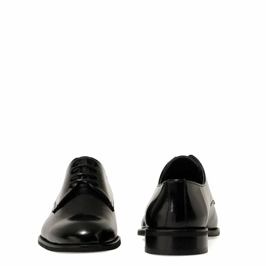 

Men Casual Shoes