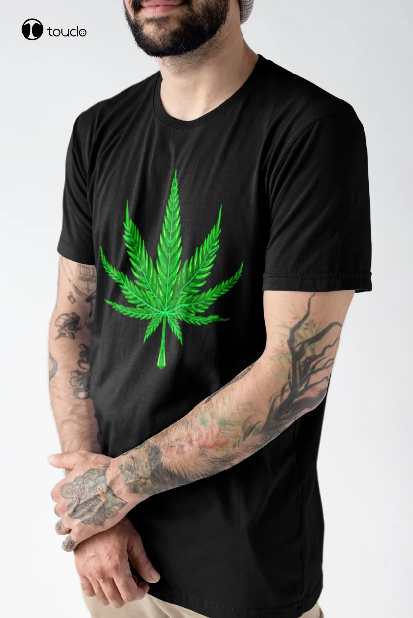 

Футболка унисекс из хлопка с принтом листьев марихуаны