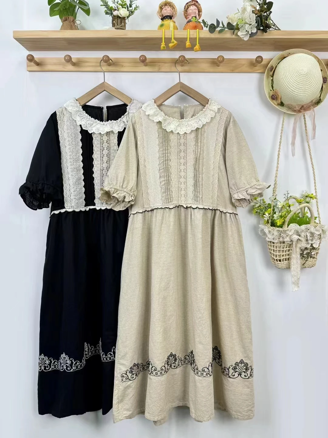 Женское платье из хлопка и льна с коротким рукавом вышивкой