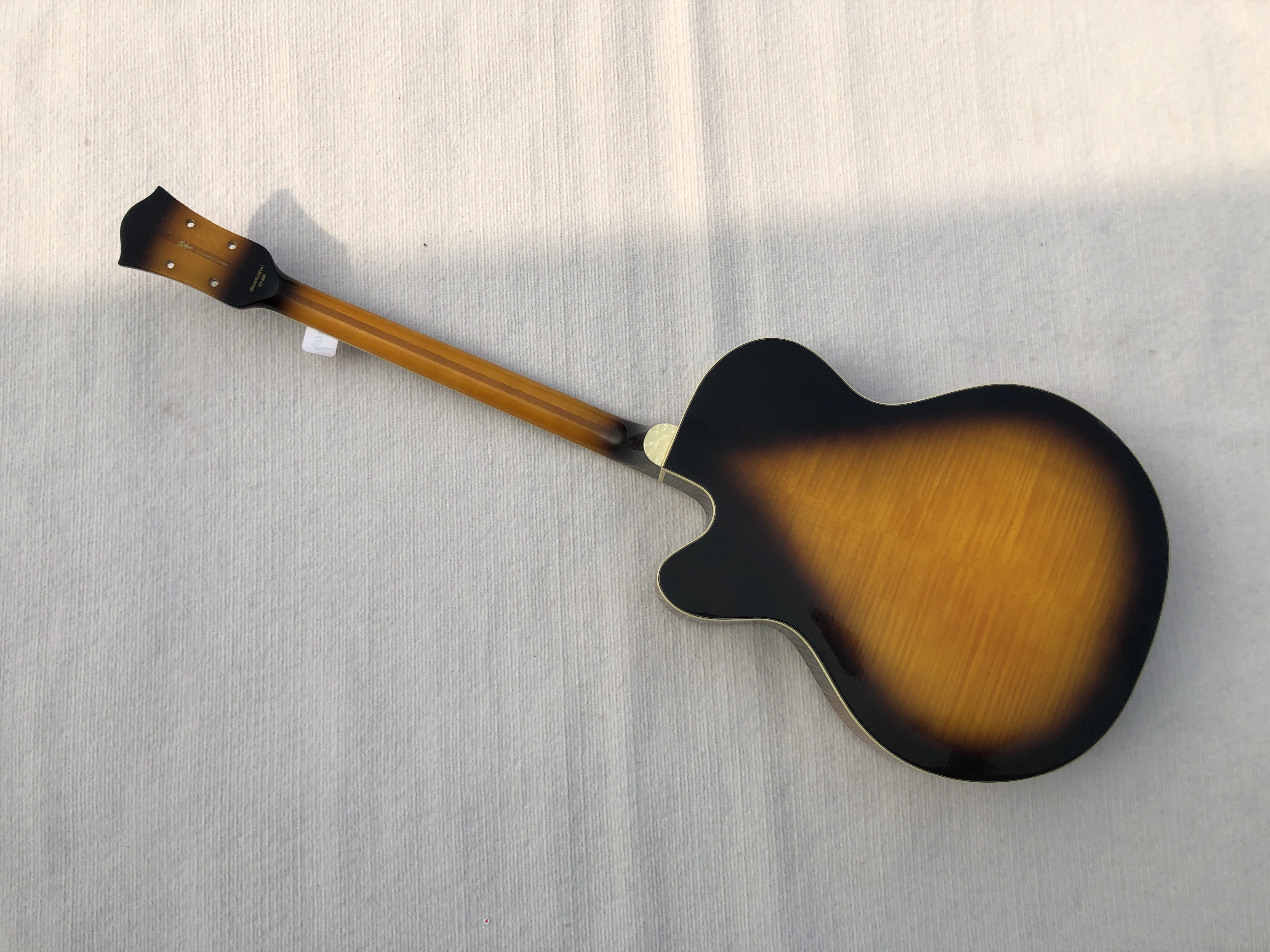 DIY Hofner HCT-5500/5 Современная 4-струнная бас-гитара с пламенным кленовым задним и