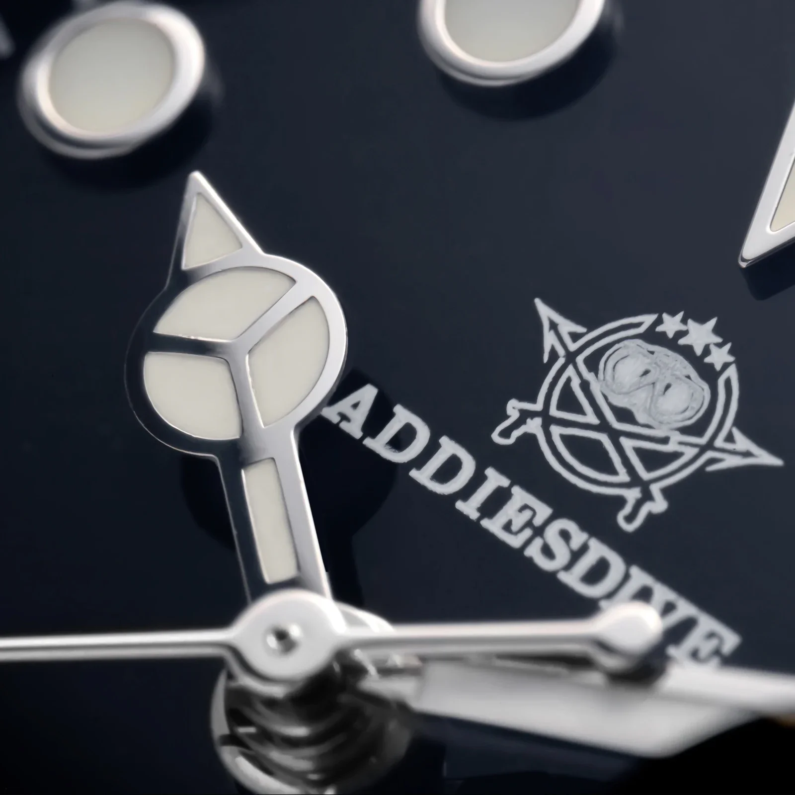 Фото ADDIESDIVE модные часы GMT для мужчин супер светящиеся наручные часы AD2050 роскошные светящиеся мужские часы из нержавеющей стали 20 бар для дайвинга №3