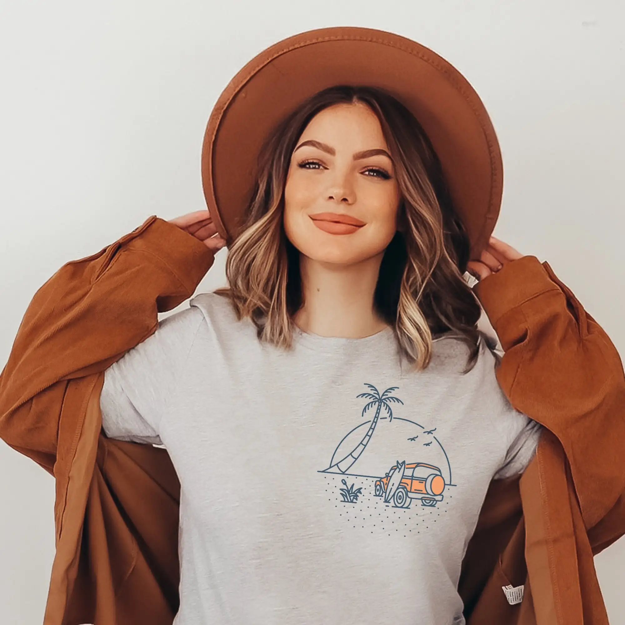 Футболка для путешествий Серфер Кемпинг Vanlife путешественников пальмы пляж