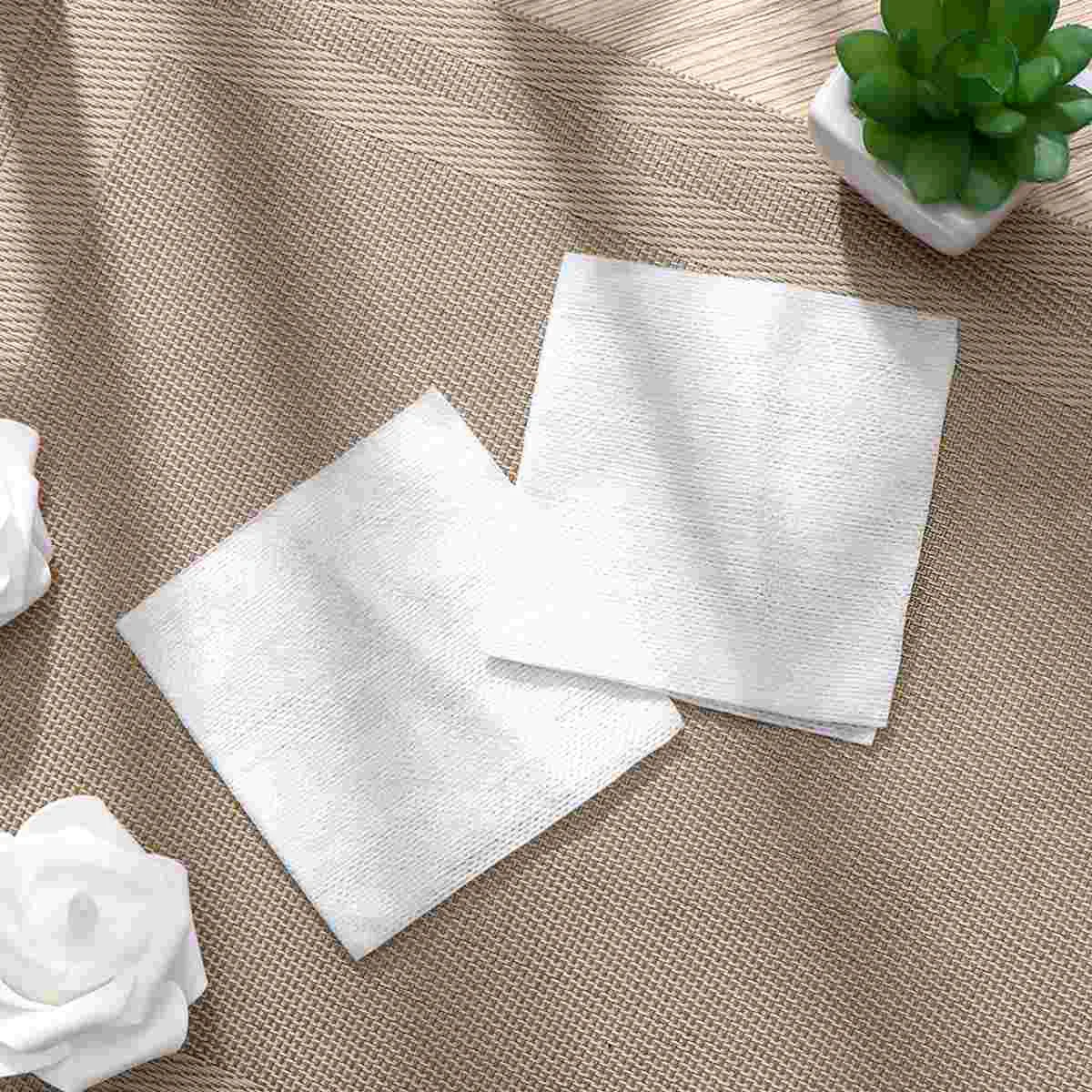 

300PCS Breathable Flexible Safe Non Woven Gauze High Absorbency First Supplies