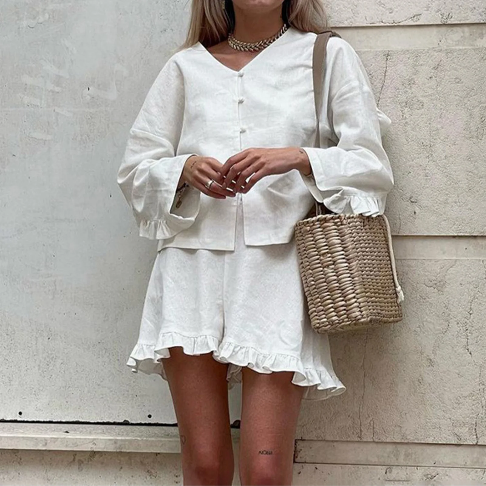 

Solid Color Ladies Single Breasted Top Shorts Set Loose Fit Long Sleeve Top Elastic Waist Pant Blouses Oversized Daily Outfit
