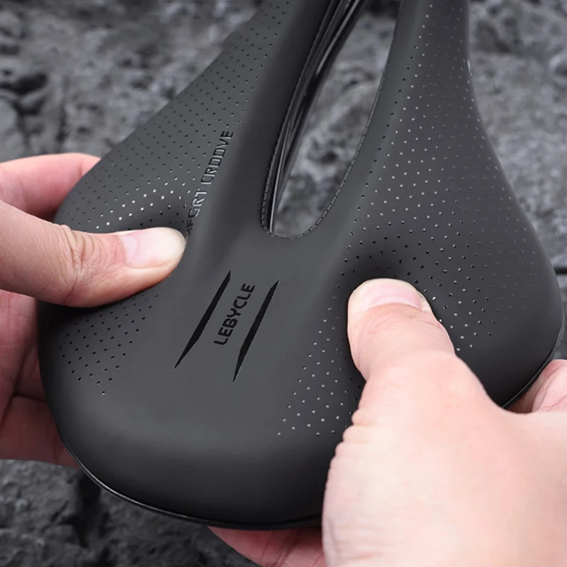 Седло Велосипедное ажурное дышащее мягкая подкладка для шоссейного велосипеда