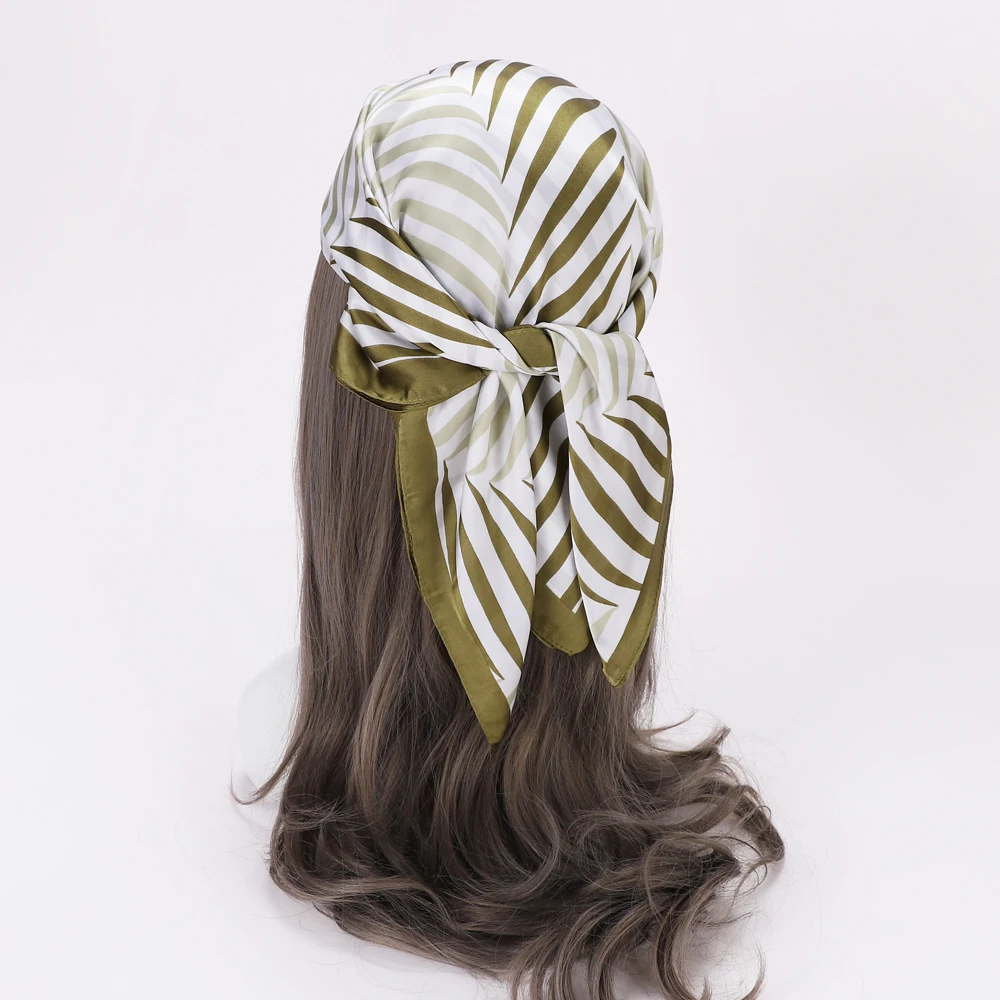 

Man Women Vintage Geometric Scarf Stylish Head Neck Hairband Bandana Faux Silk Kerchief 27"*27"