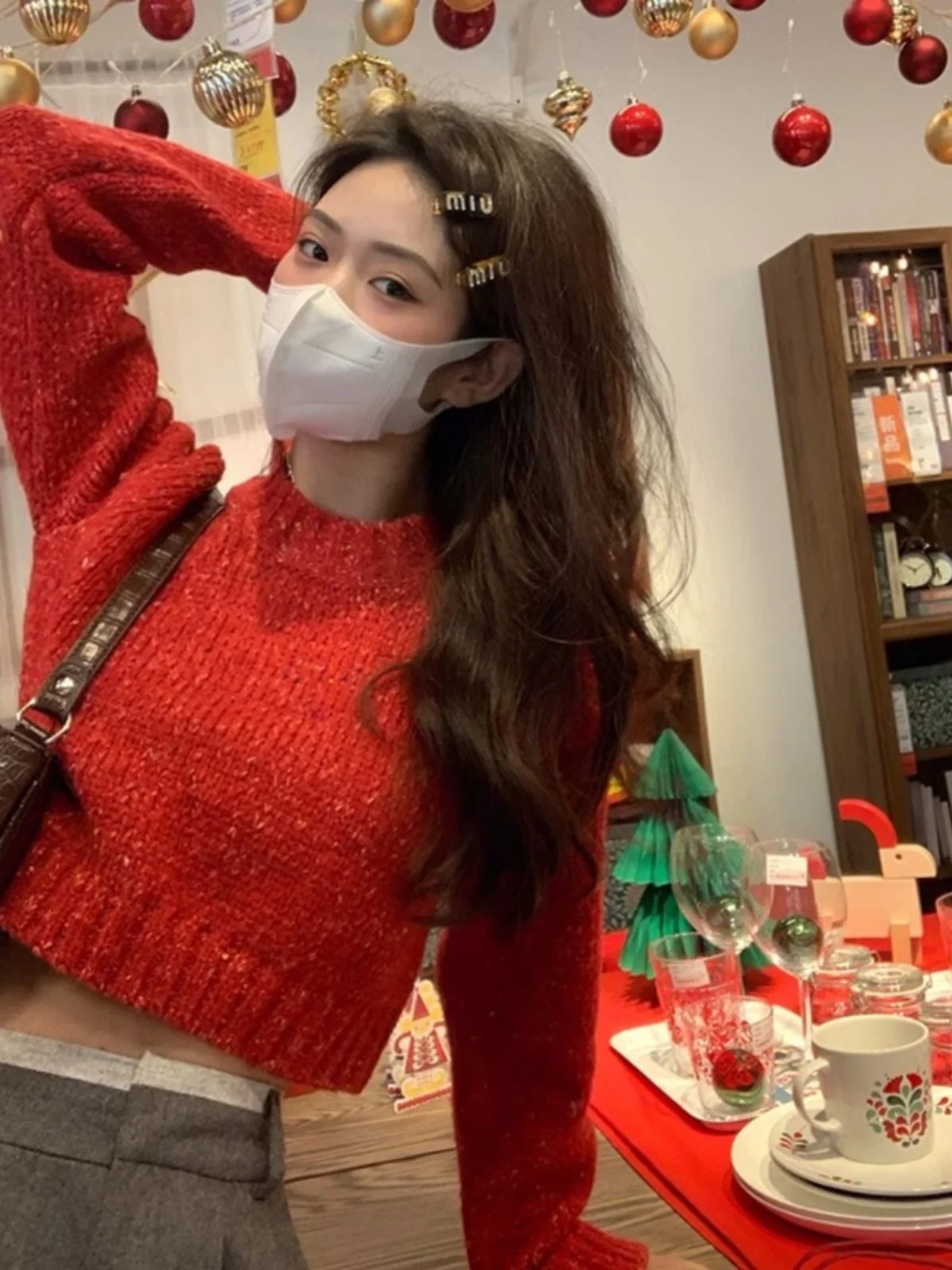 Короткий топ вишнево-красного цвета нежный свободный свитер пуловер с