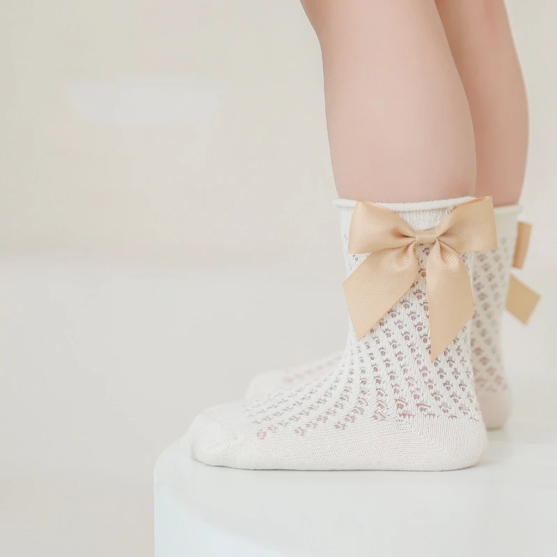 

Hot Sale In Summer Hollow Mesh Cooling No Bone Cotton Knit Little Baby Girl French Princess Style Big Bow-knot Crew Socks