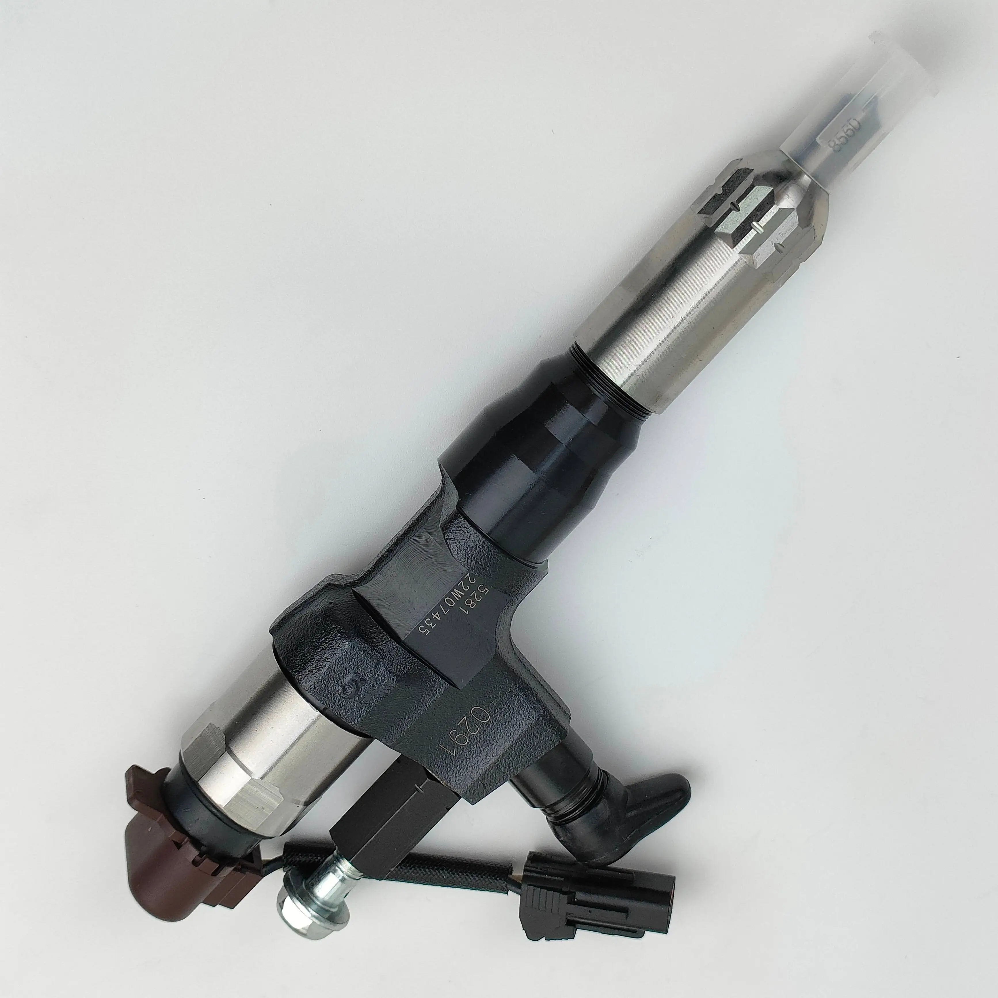 Фото Инжектор Common Rail в новом состоянии 095000 -5281 23670-E0290 23670-E0291 Форсунка дизельного топлива для двигателя Hino J08E №4