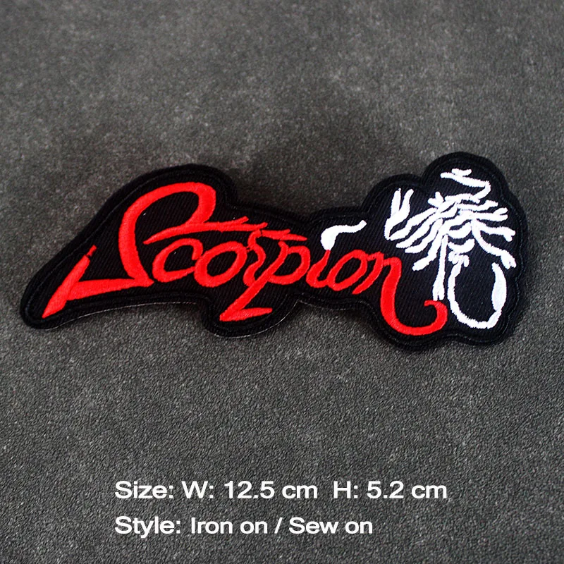 Аппликация для одежды куртки рюкзака с вышитыми буквами |