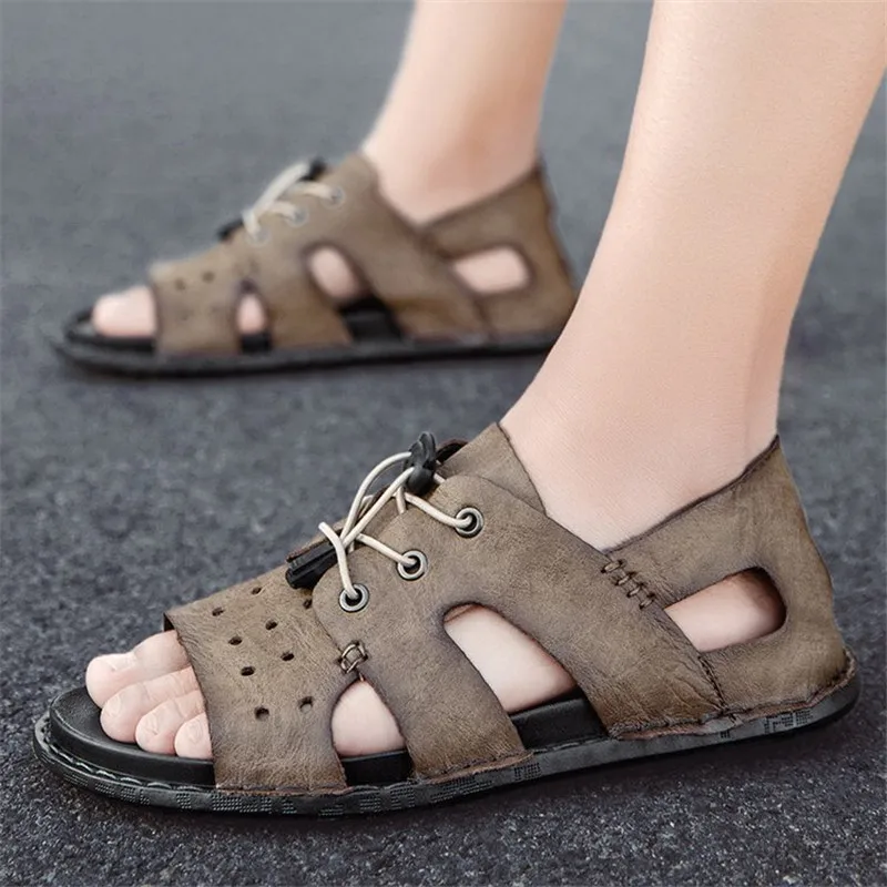

New Summer Men Recreational Beach Slipper Leather Sandals For Male Anterior Frenulum Outdoors Roman Casual Soft Sole Shoes