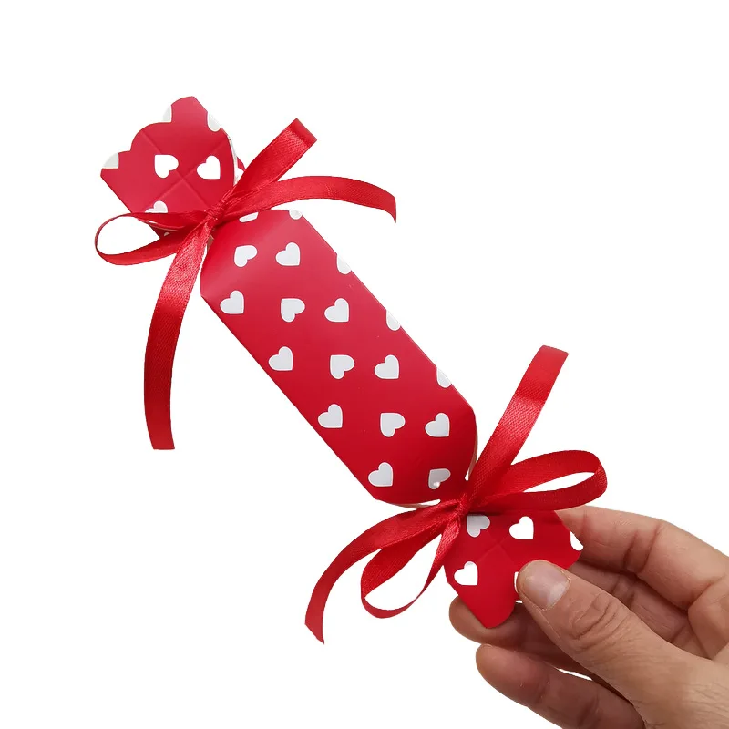 

Подарочные коробки WEHRPARTY сердечком