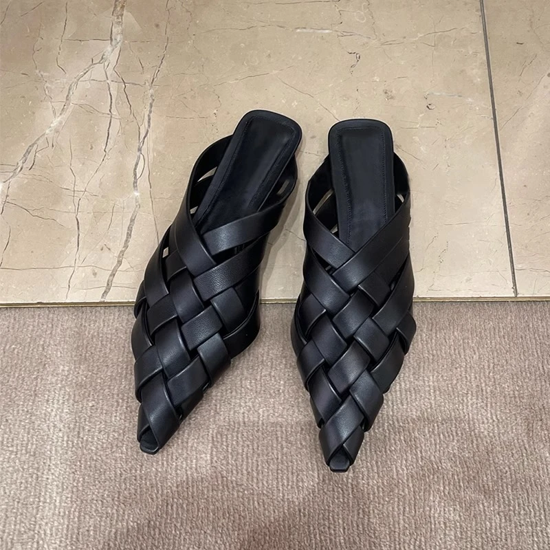 Elegant Women's Slippers 2023 Summer Sandal for Women Luxury Brand Female Outwear Footwear Fashion Shallow Pointed Slides Ladies