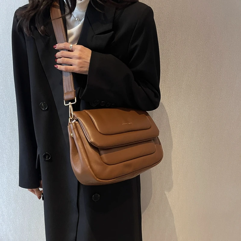 Jin Mantang Vintage Leather Crossbody Bags for Women 2023 Winter New In Handbags Small Simple Travel Flap Bag
