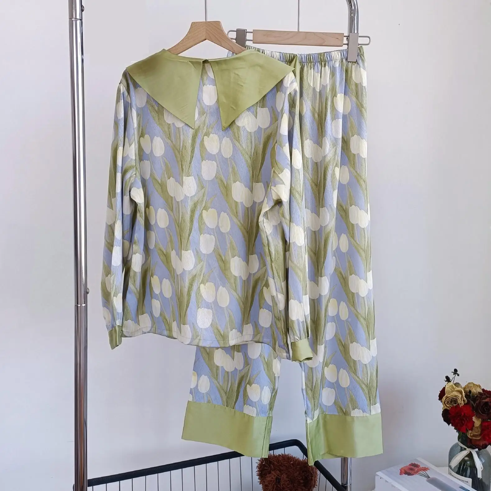 Пижамный костюм с принтом лацканами шелковые вискозные ночные костюмы домашняя