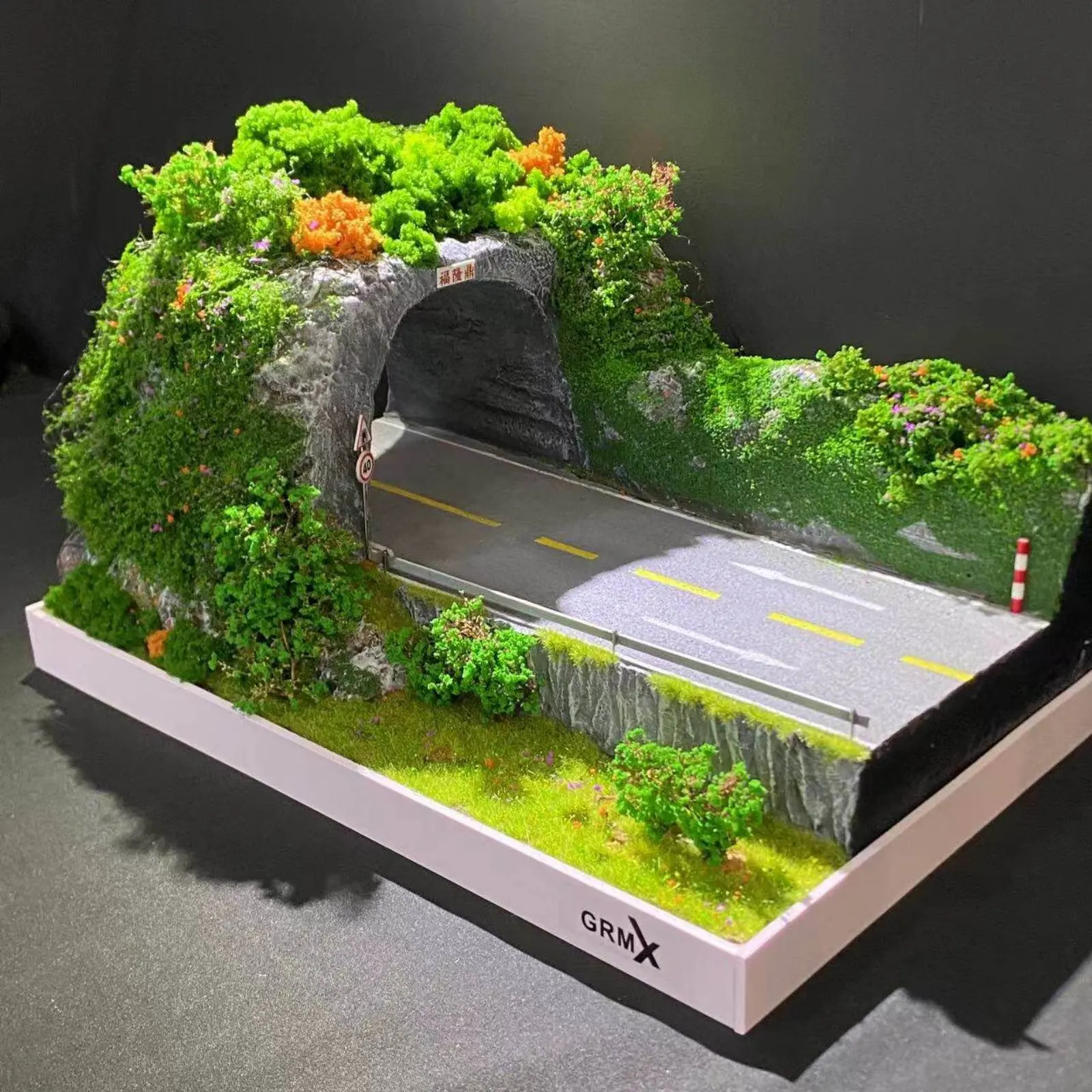 Миниатюрная модель автомобиля 1:64, миниатюрная сцена, сделанная вручную, имитация ландшафта с холмистой местностью, реалистичные детали для демонстрации (art.: 3920da283f28e) - 3920da283f28e