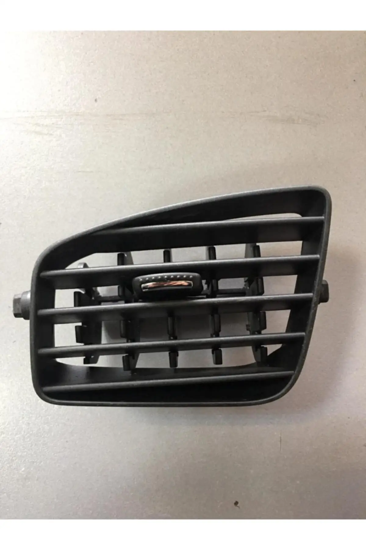 

Center Vent Diffuser for Renault Megane 3