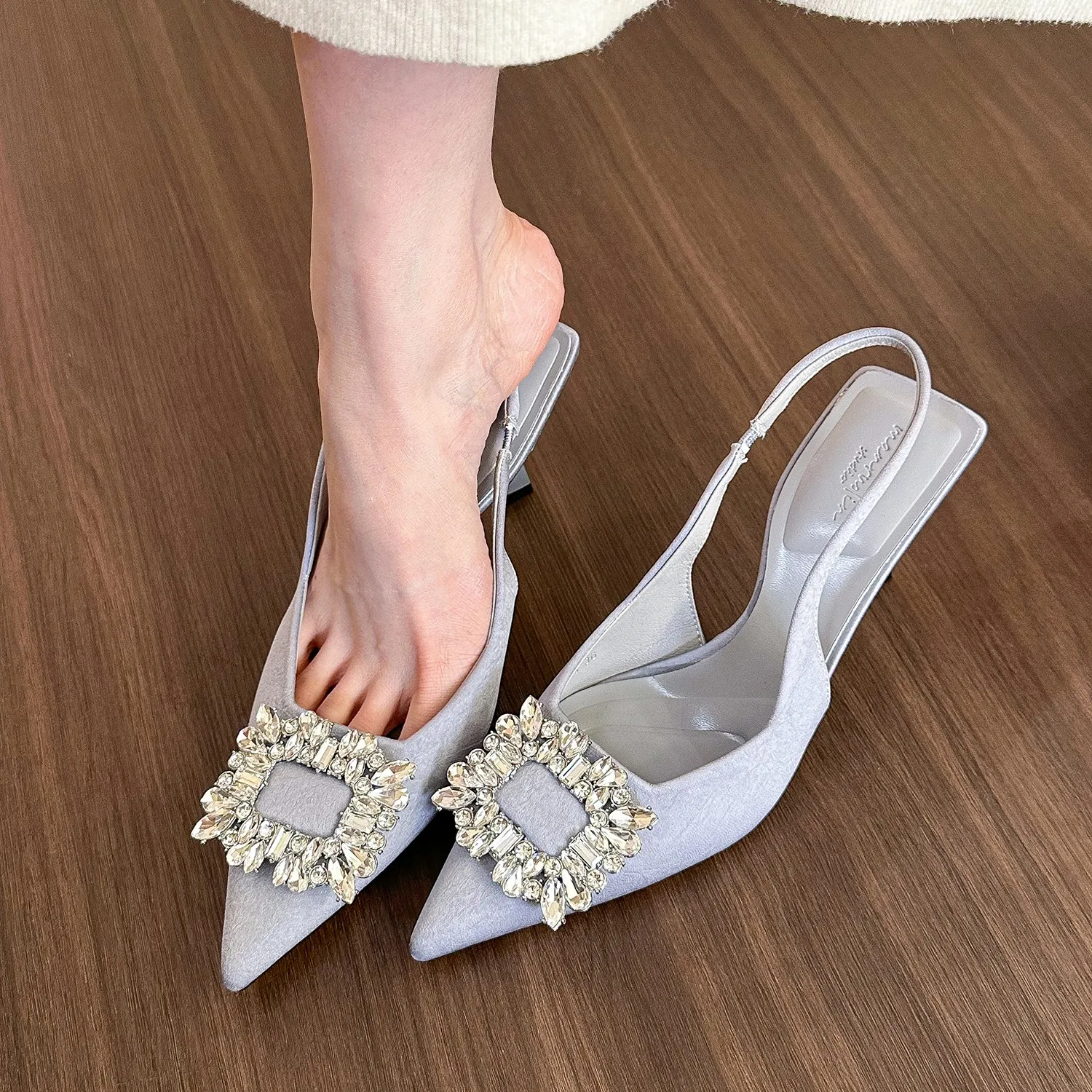 Женские сандалии на высоком каблуке летние туфли для девочек закрытые удобные в