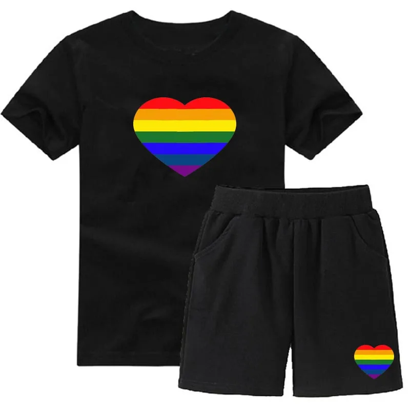 

Футболка и шорты с принтом для мальчиков и девочек