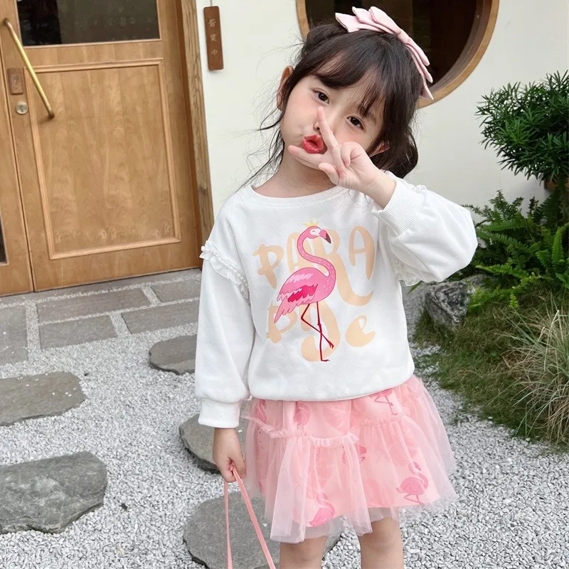 

baby girls clothing set Cartoon printed sweatshirt + mesh skirt + musette bag baby 3pcs clothes set