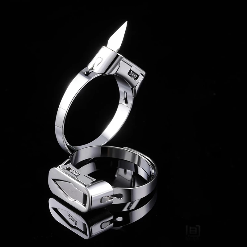 

Titanium Steel Self-defense Ring Invisible Multifunctional Decompression Knife Emergency Anti-wolf Weapon Outdoor EDC Tool