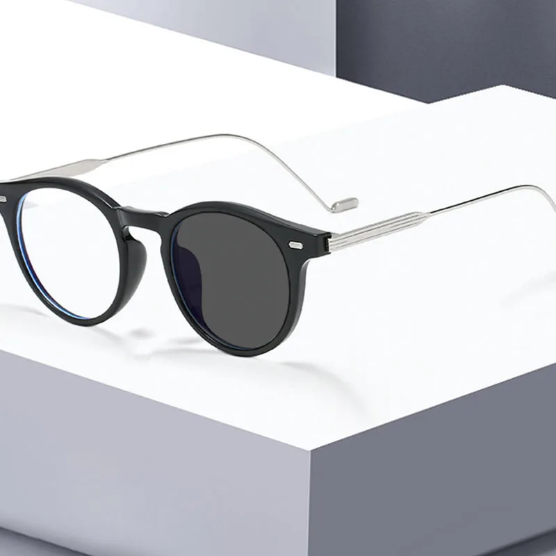 

Очки солнцезащитные женские фотохромные круглые в стиле ретро