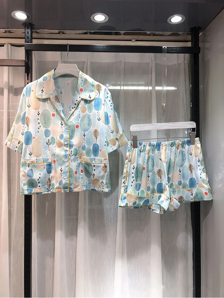 Летняя женская классическая шелковая ночная рубашка Cactu с отложным воротником и