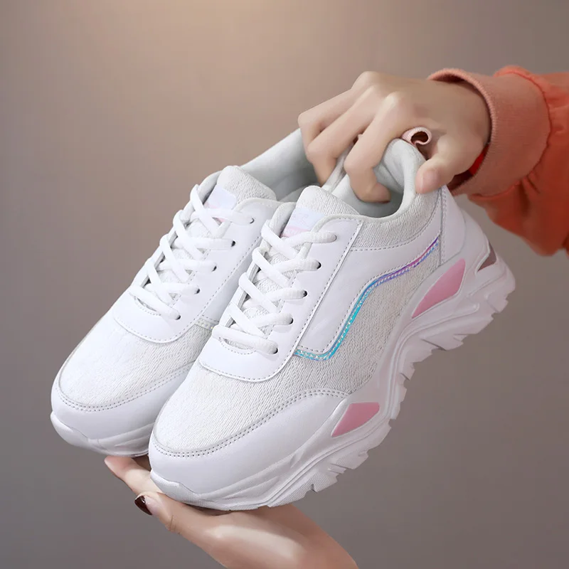 

2022 Spring New Running Shoes for Women Comfortable Jogging Sneakers Thick Sole Sport Shoes Old Dad Shoes Outdoor Sneakers