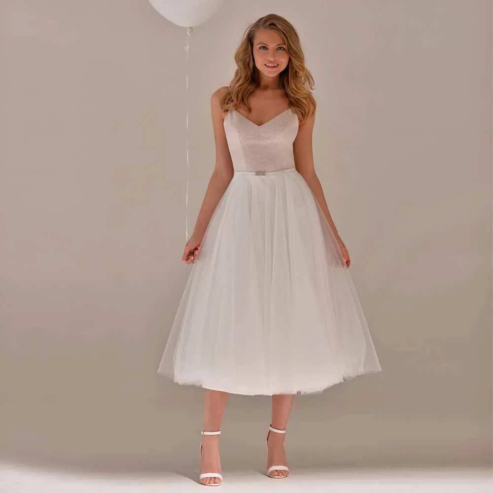 

2023 простое свадебное платье, короткое белое Тюлевое платье с V-образным вырезом, свадебное платье на бретелях-спагетти, ТРАПЕЦИЕВИДНОЕ ПЛАТЬЕ средней длины