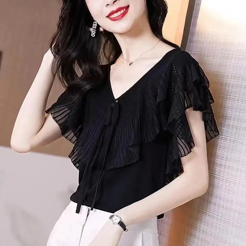 

Fashion V-neck Pleated Shirt Loose Short-sleeved Pullover Summer Casual Commuter Dress Shirt