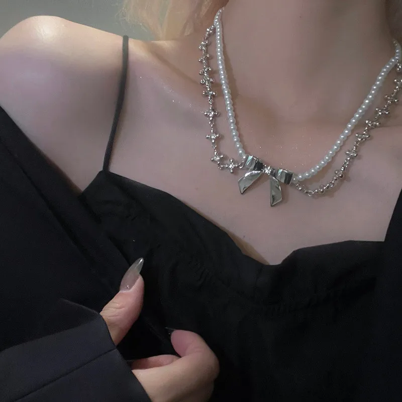 

2022 Bow Necklace Women's Double-layer Pearl Fashion Personality Retro Trend Sweet Cool Neck Chain Temperament Necklace