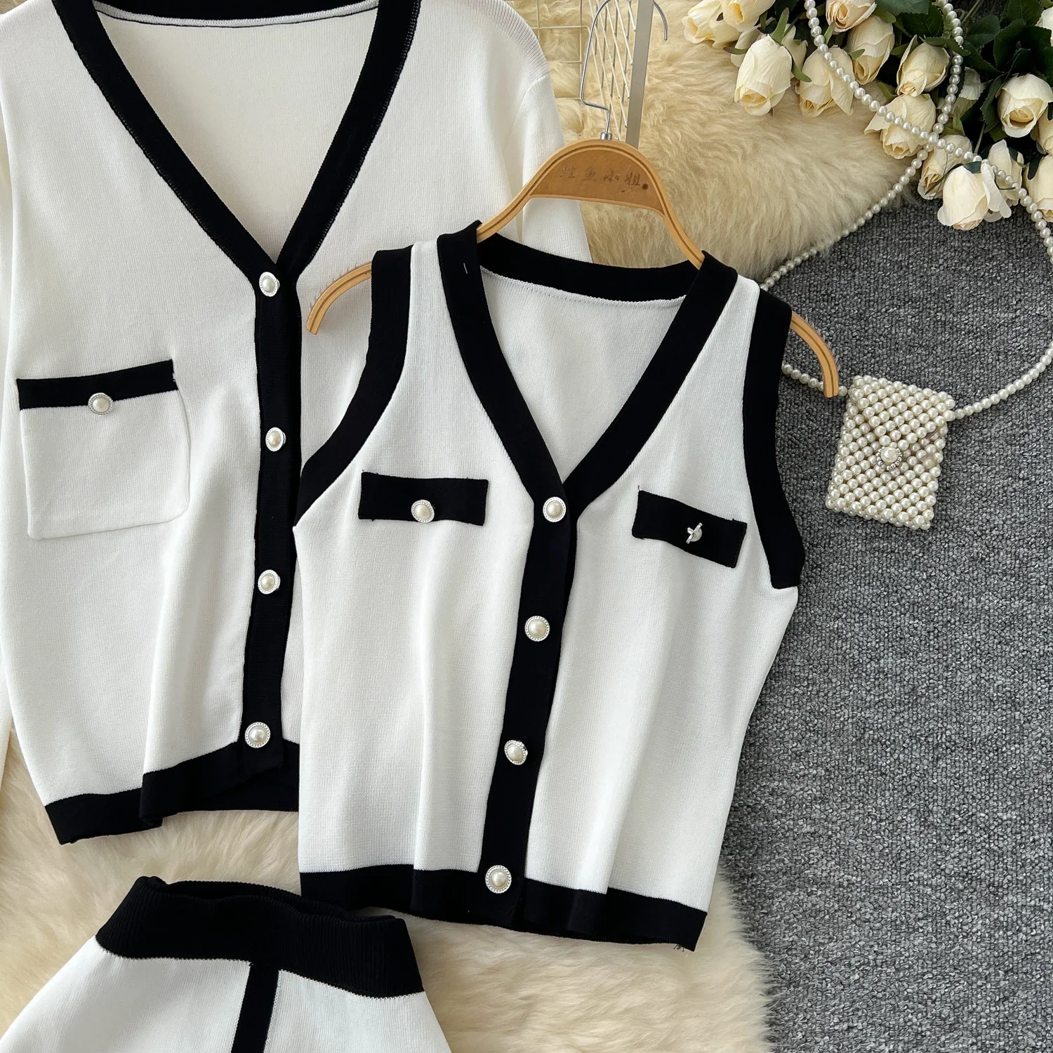 Шикарные комплекты из трех предметов милая жилетка в стиле пэчворк с V-образным