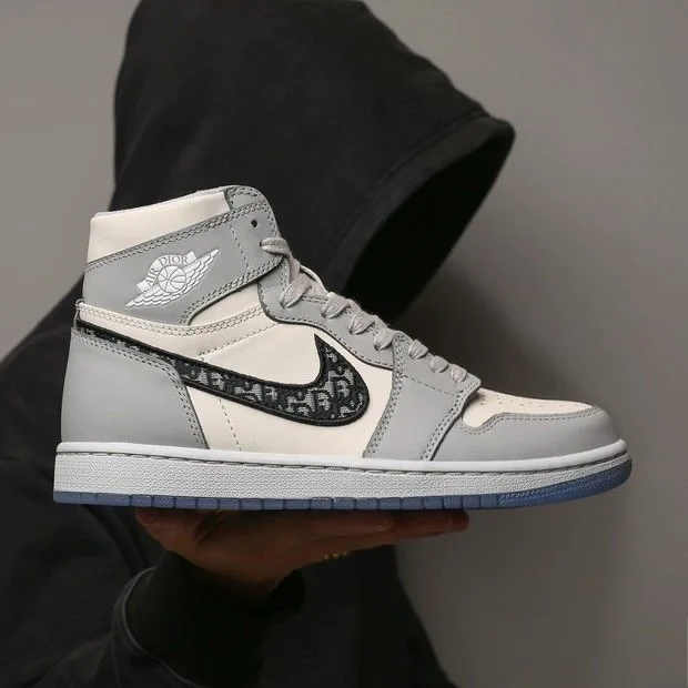 Original Comfortable Lightweight Women Sports Sneakers Basketball Shoes