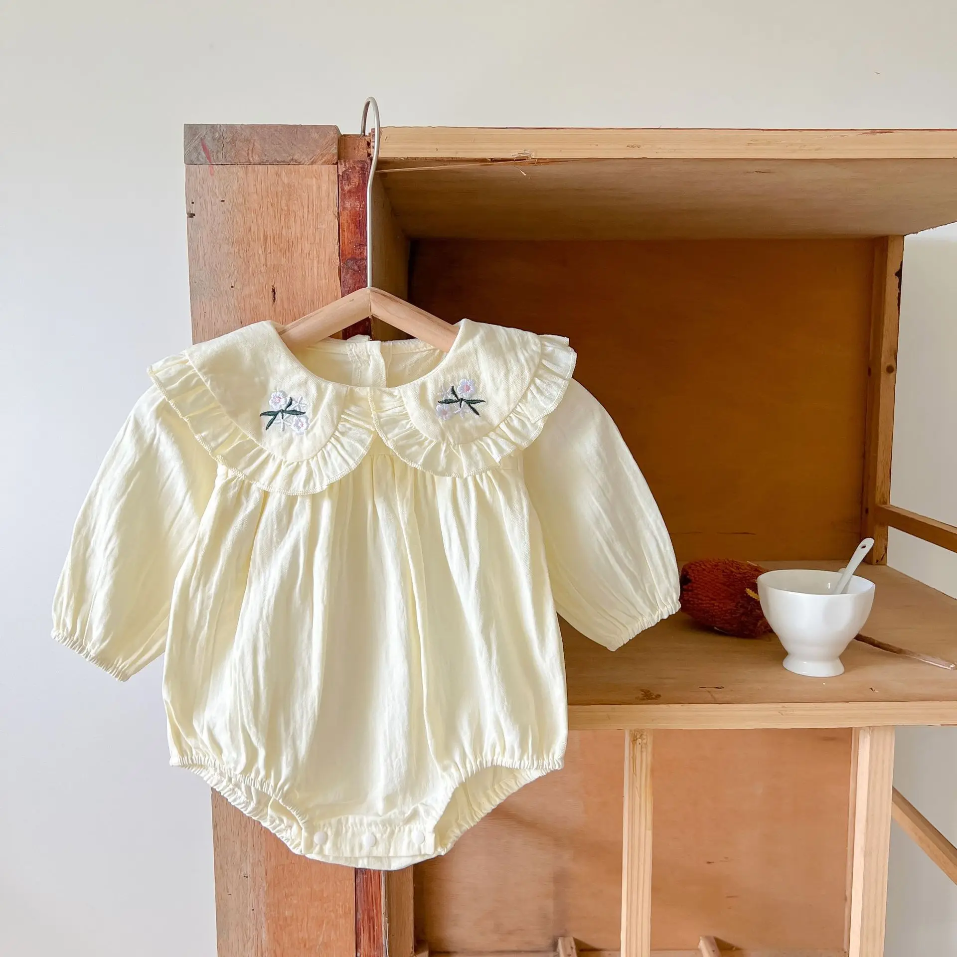 Freely Move Baby Girls Romper Cotton Long Sleeve Ruffles Embroidery Baby Rompers Infant Playsuit Jumpsuits Cute Newborn Clothes