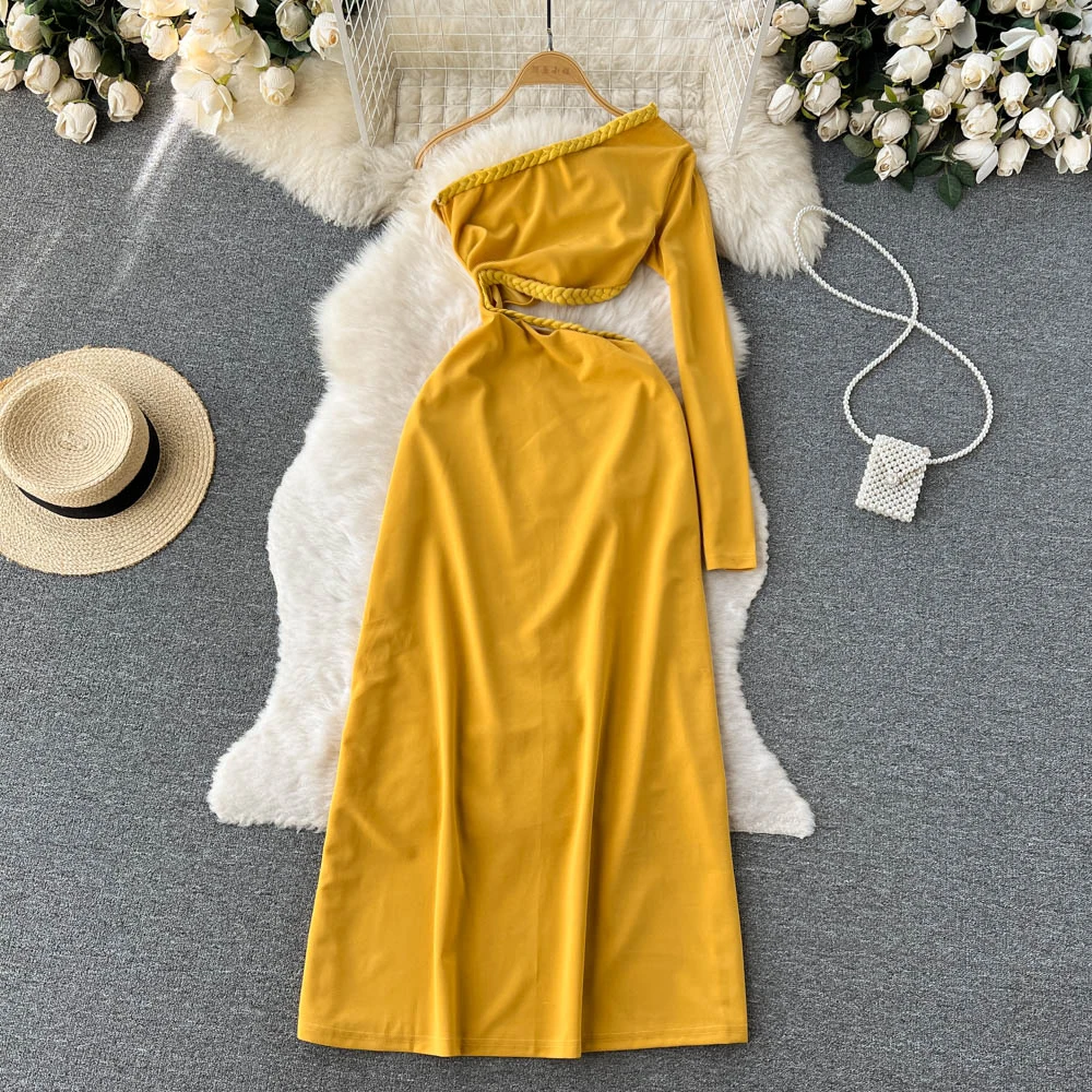 

Осеннее Новое сексуальное комбинированное платье с открытыми плечами и одним рукавом, облегающее платье из пупка с вырезами и шнурком