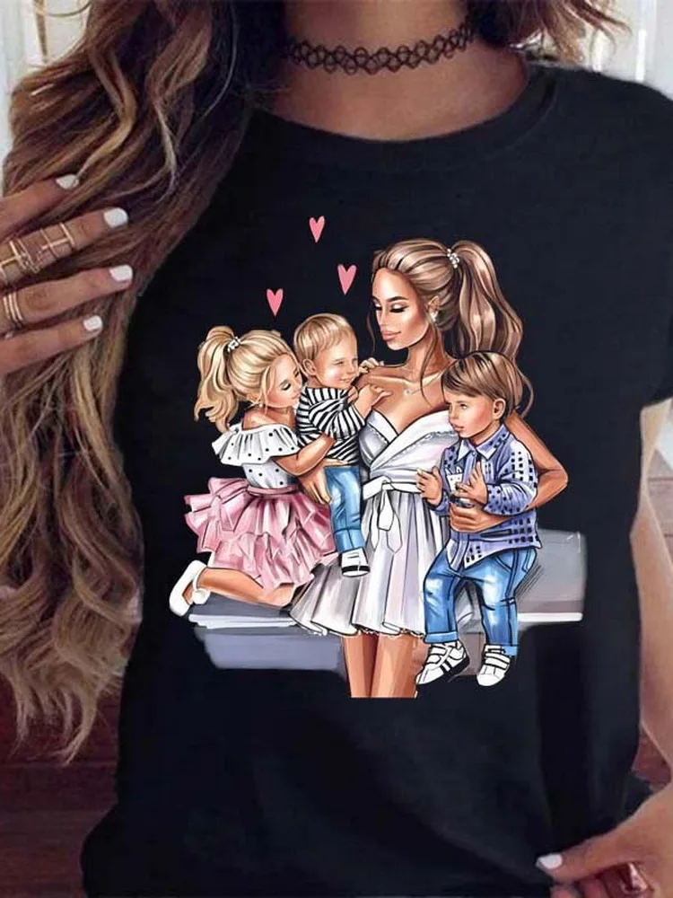 

Cartoon Mom Daughter Son Lady Printed Women T-shirt Summer Girl Casual Harajuku Y2K Female Tops Tees Camisetas Mujer
