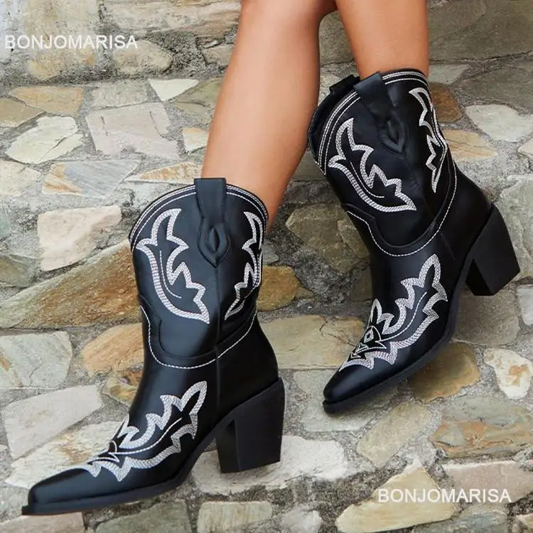

Embroidered Cowboy Boots Women Ankle Western Boots Block Heel Slip On Fashion 2023 Popular Style Pointed Shoes Autumn Winter