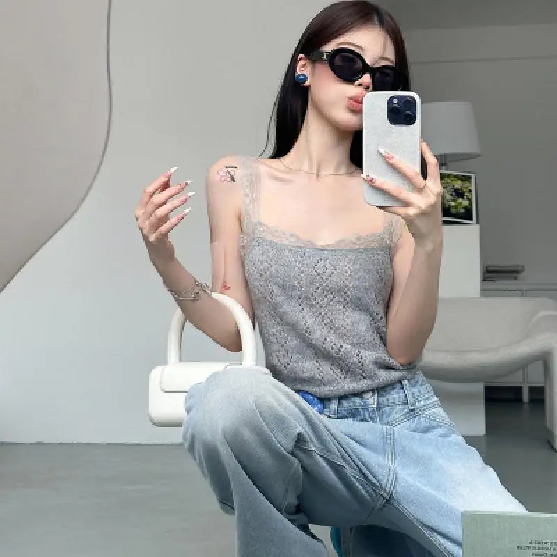 Женский кружевной топ без рукавов серый трикотажный в стиле ретро лето 2024