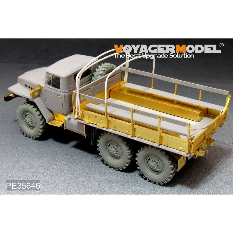 Модель Voyager PE35646 масштаб 1/35 современная российская фотосессия (для TRUMPETER 01012)