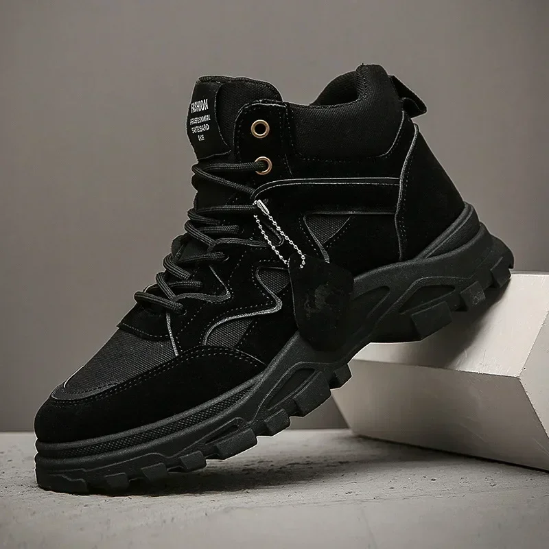 Ботинки для мужчин берцы