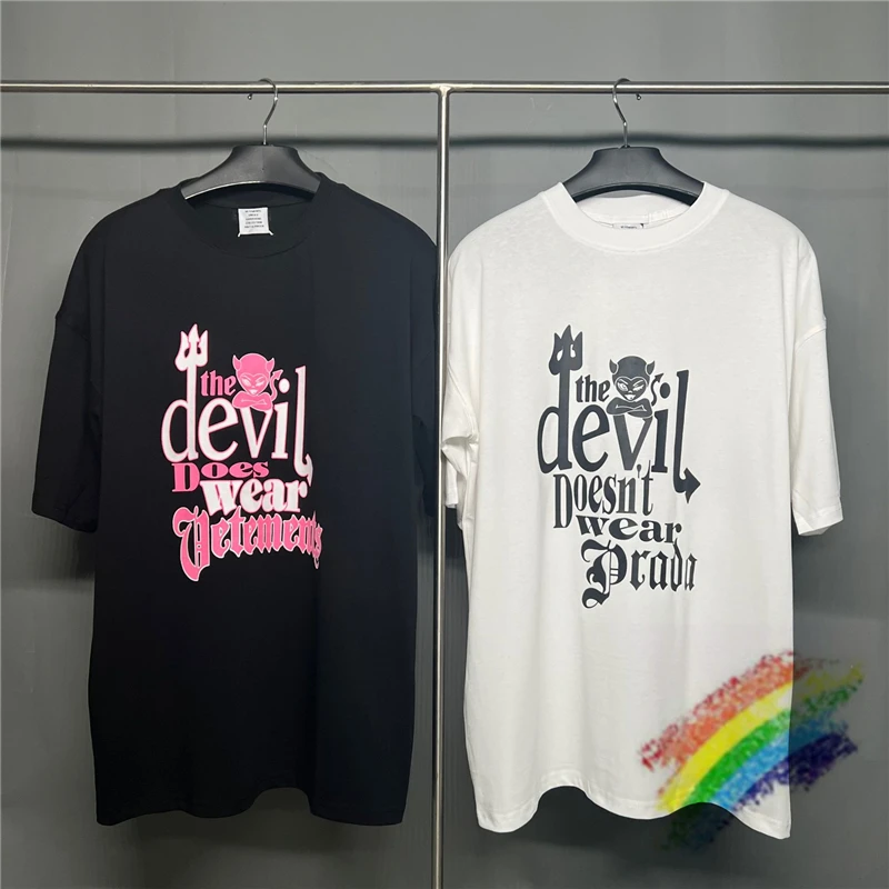 

Футболка с рисунком дьявола для мужчин и женщин, Высококачественная футболка с рисунком в масштабе 1:1, белая, розовая, топы оверсайз с рисунк...