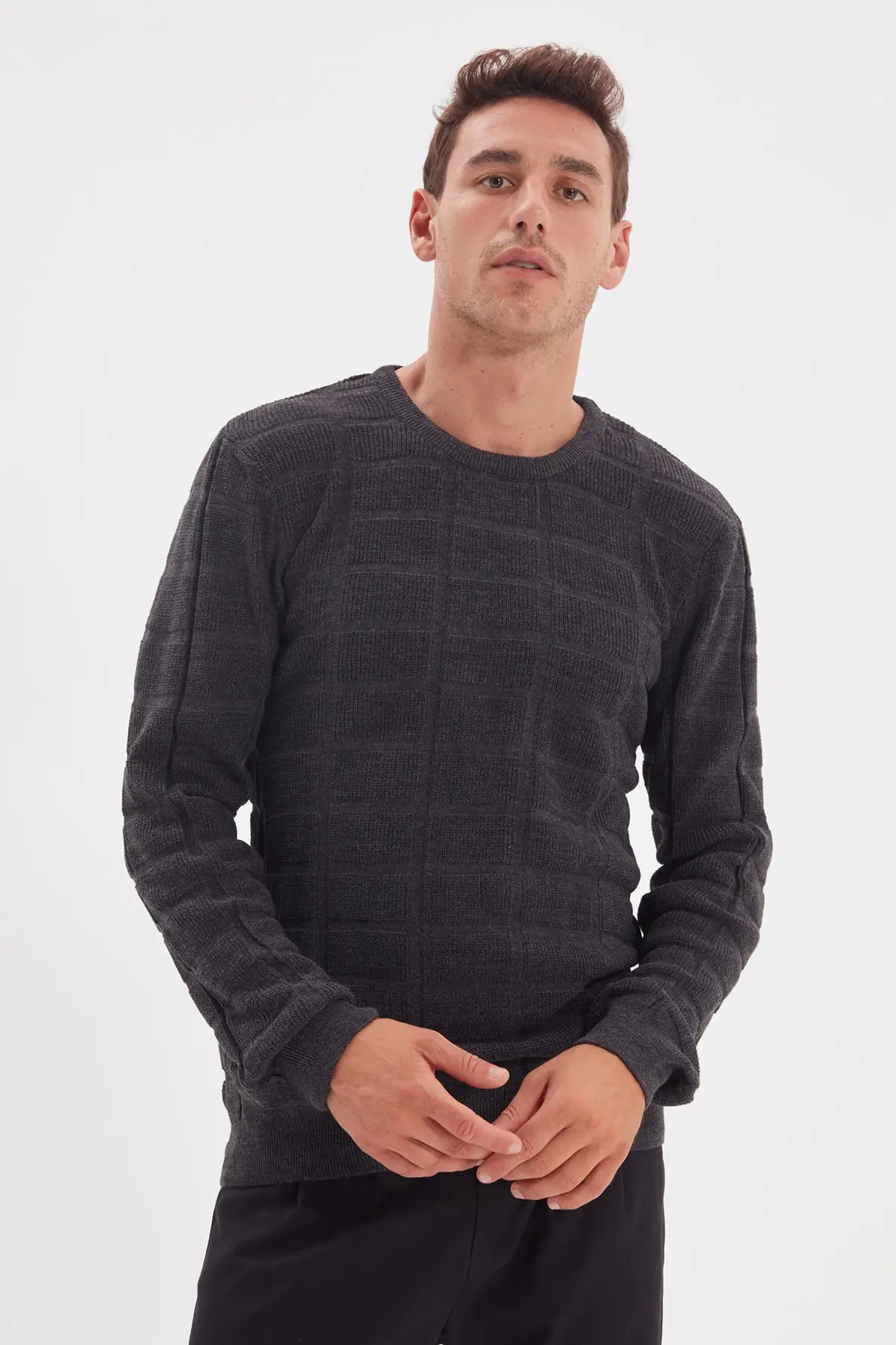 

Trendyol Male Bike Collar Slim Fit Knitwear Sweater TMNAW22KZ0418