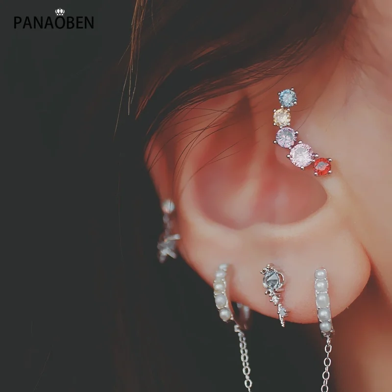 

Женские серьги-гвоздики из серебра 925 пробы с кристаллами