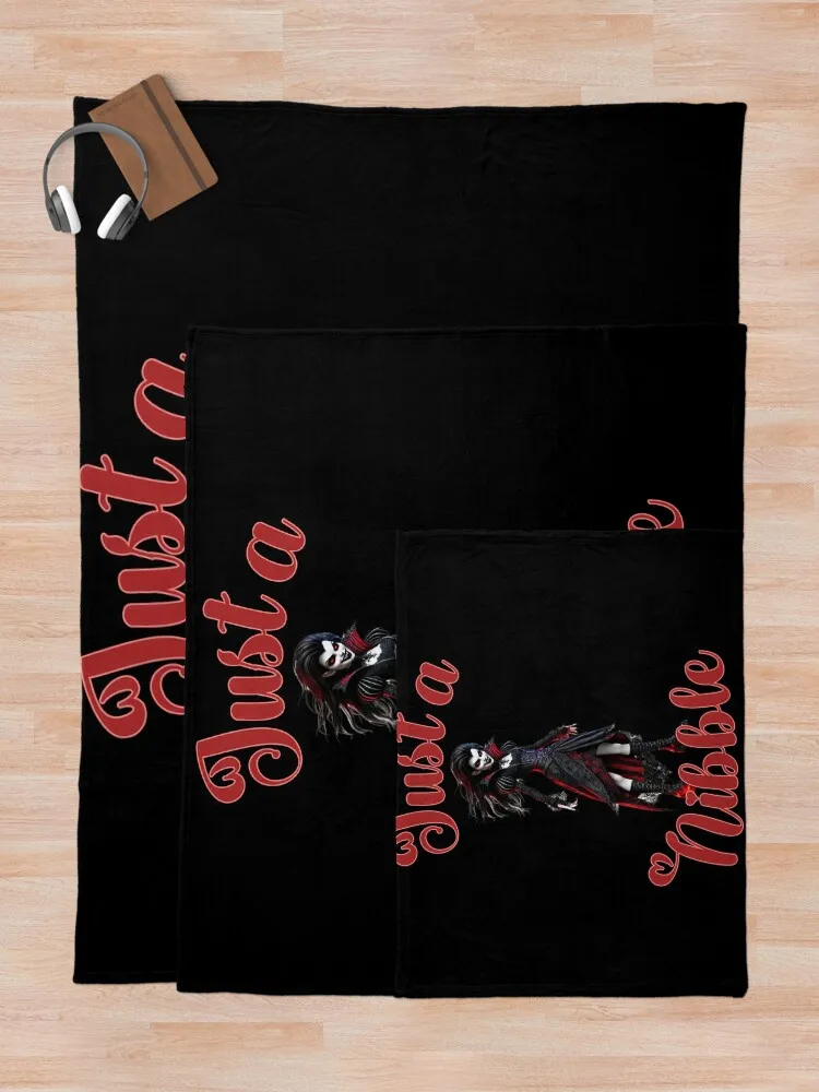 Just a Nibble - Zina Has Gone Viral с ее жаждую кровью покровищами эта одеяло на Хэллоуин