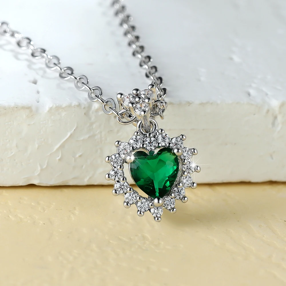 

Vintage Silver Green Heart Pendant Necklace for Women Trendy Romantic Zircon Stone Ocean Heart Necklace Dainty Birthday Jewelry
