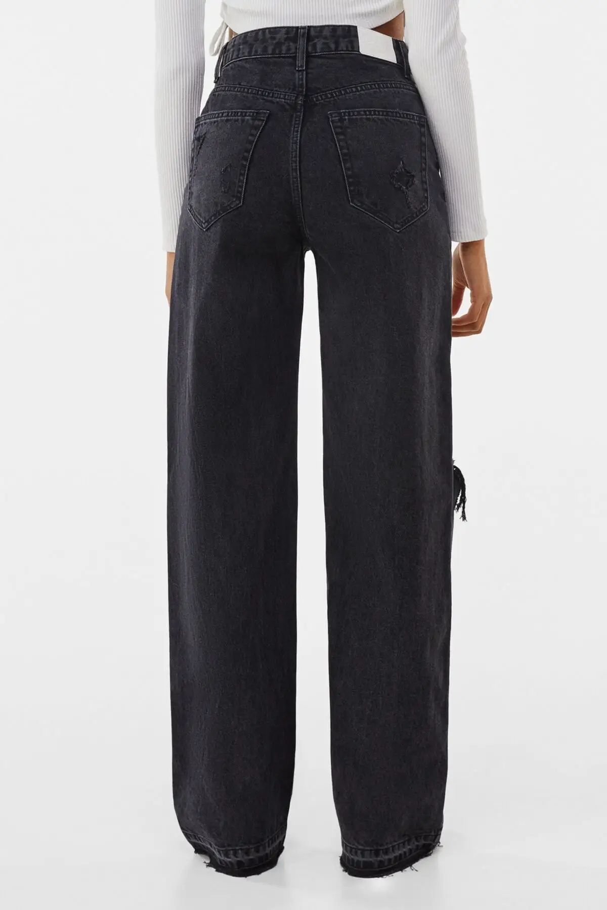 

90 Distressed Black Women's Jeans Women Jeans 2021 Fashion