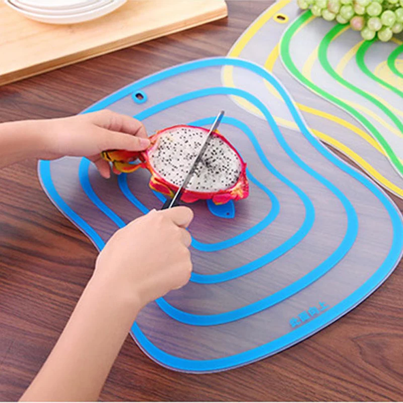 

1pc Fashion Fruit Panel Cutting Board Creative Cute Kitchen Resin Frosted Cutting Board Fruit Panel Cutting Board Kitchenware